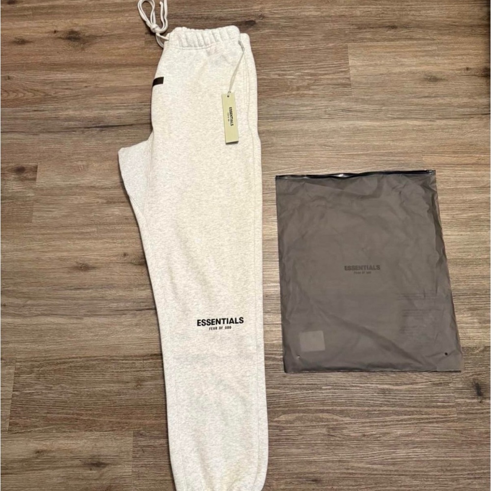 Essentials Light Gray Joggers small NWT - image 2